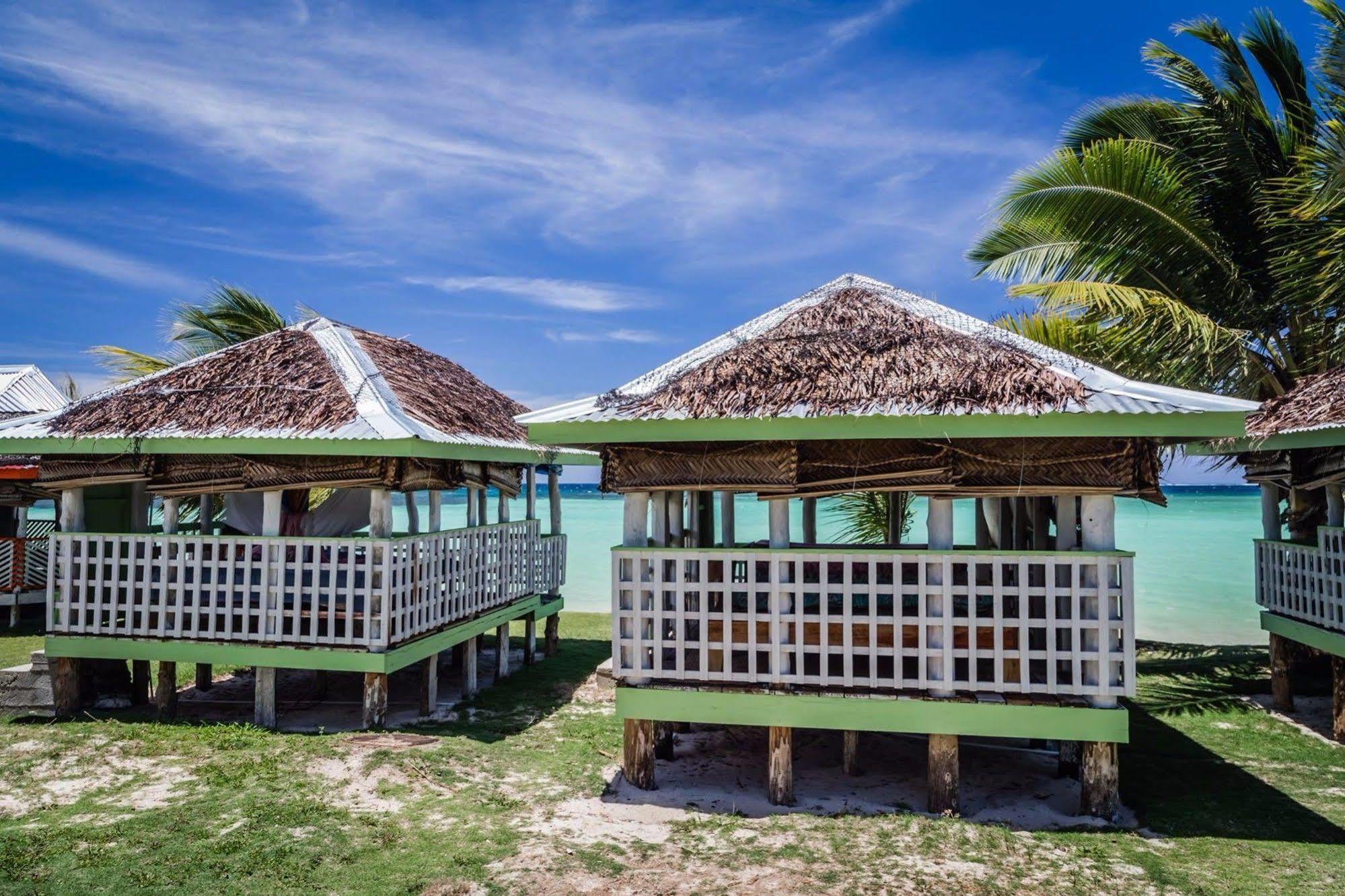 Tailua Beach Fales Manase Esterno foto