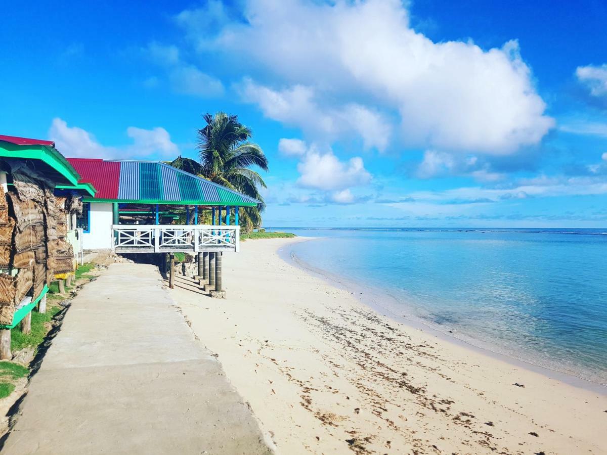 Tailua Beach Fales Manase Esterno foto
